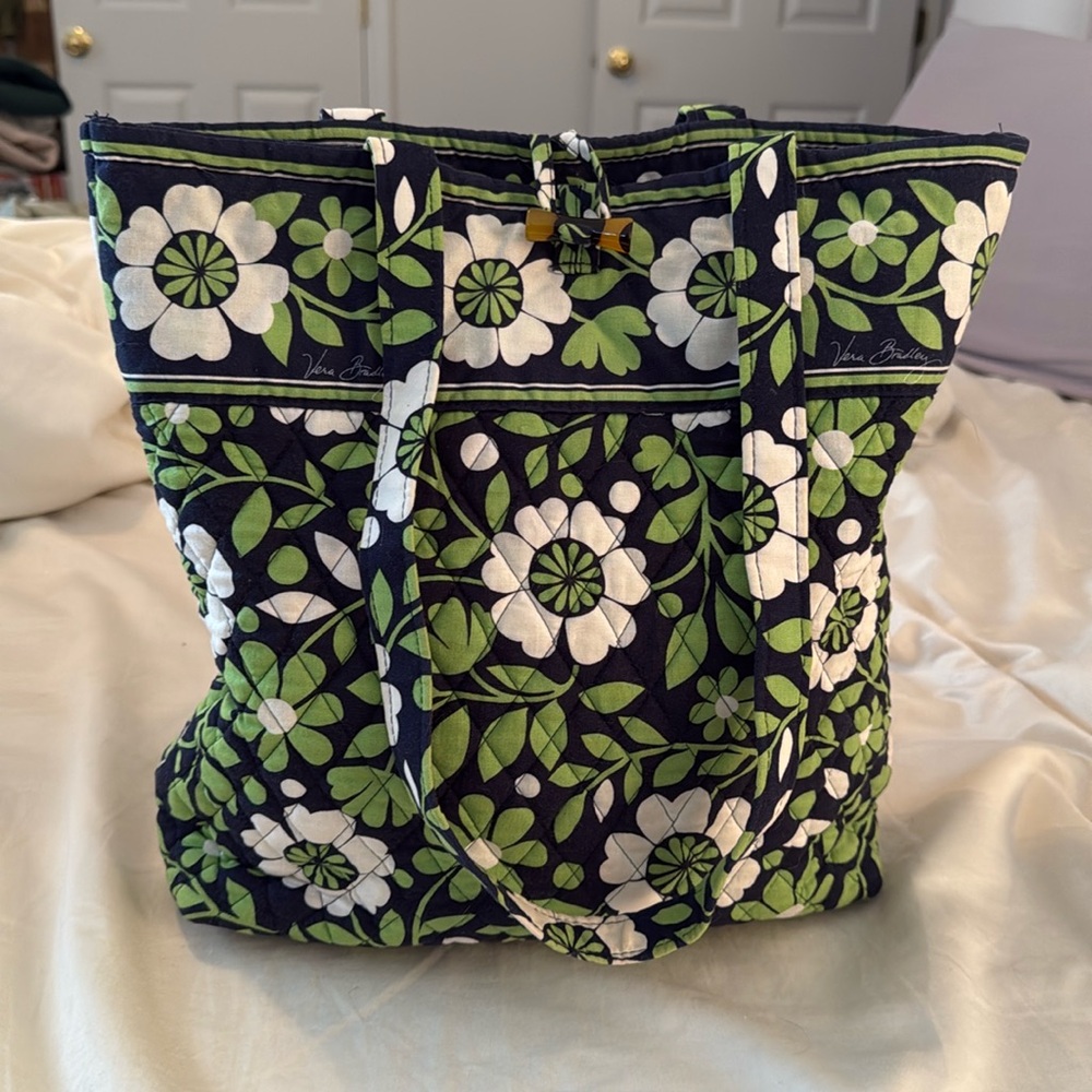 Vera Bradley tote
